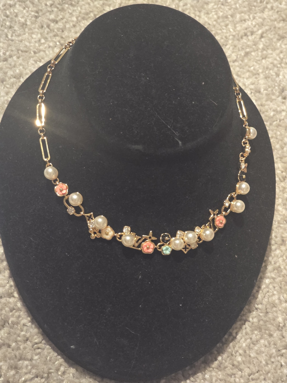 Gold-Tone Pearl & Flower Necklace - Designer Style